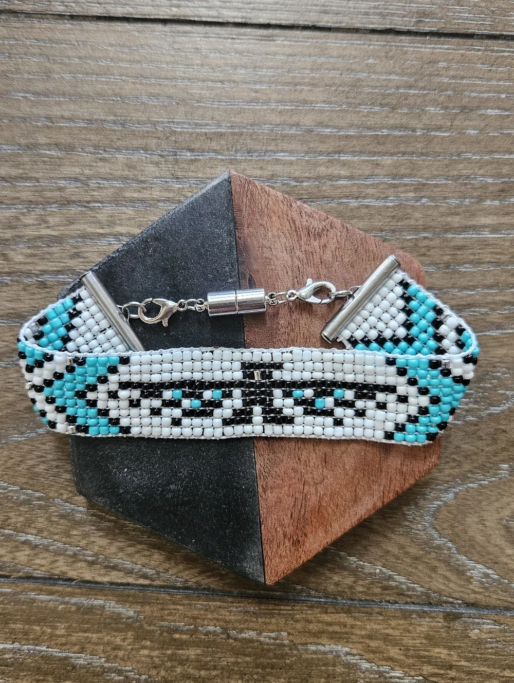 Handmade Seed Bead Bracelet in Turquoise & White With Gold Accents. THUNDERBIRD - Picture 2 of 3